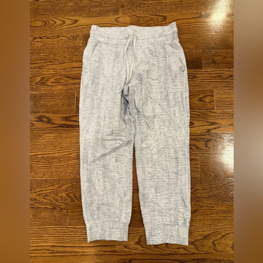 Lululemon Ready to Rulu Joggers Cropped Grey